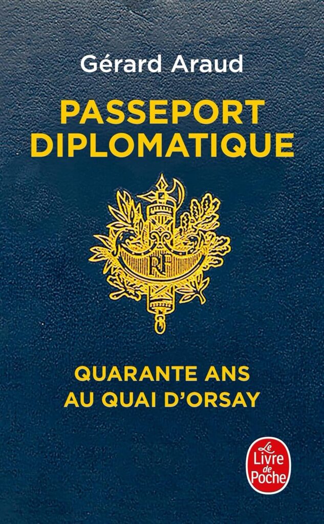 L’auteur, diplomate français de premier plan, ancien ambassadeur de France en Israël et aux États-Unis, ancien représentant permanent auprès des Nations unies, Gérard Araud retrace près de quatre décennies de carrière au sein du Ministère de l’Europe et des Affaires étrangères et propose sa lecture personnelle des événements du monde vécus tout le long de sa carrière.