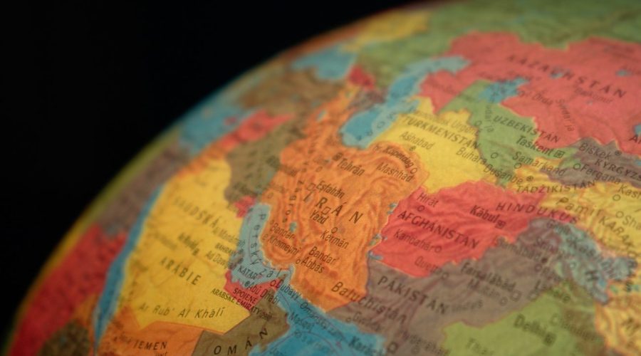 globe-4088554_1920-1300x867-1